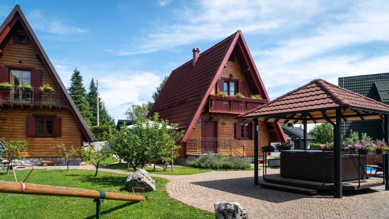 Chalets Runolist Crni Lug Exteriér fotografie