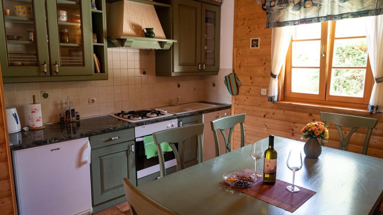 Vila Chalets Runolist Crni Lug Exteriér fotografie